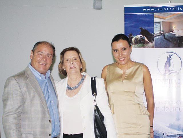 Jorge Rodríguez, Ana Albert y Diana Olivares