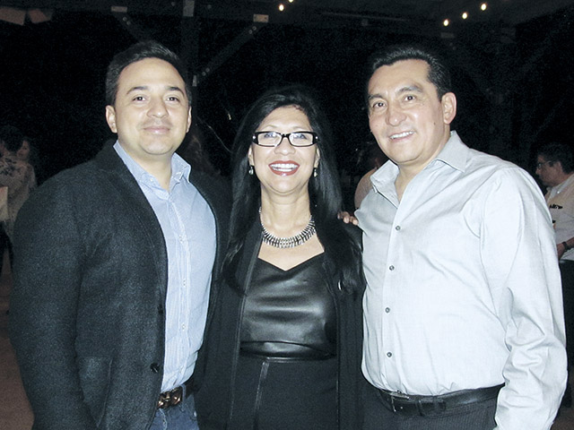 Oscar Girón, Sofie Vasquez y Edgar Solís