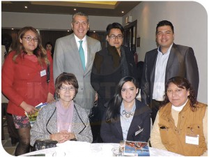  Guadalupe Valadez, Miguel Ángel Cruz, Ricardo Palacios, José Manuel Martínez, Angélica Navarro, Pamela Díaz y Maribel Aguilar 