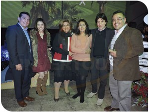  Edgar Solís, Viridiana Belmont, Lulú Robleda, Maricela y Miguel Ángel Pérez con Roberto Güizar