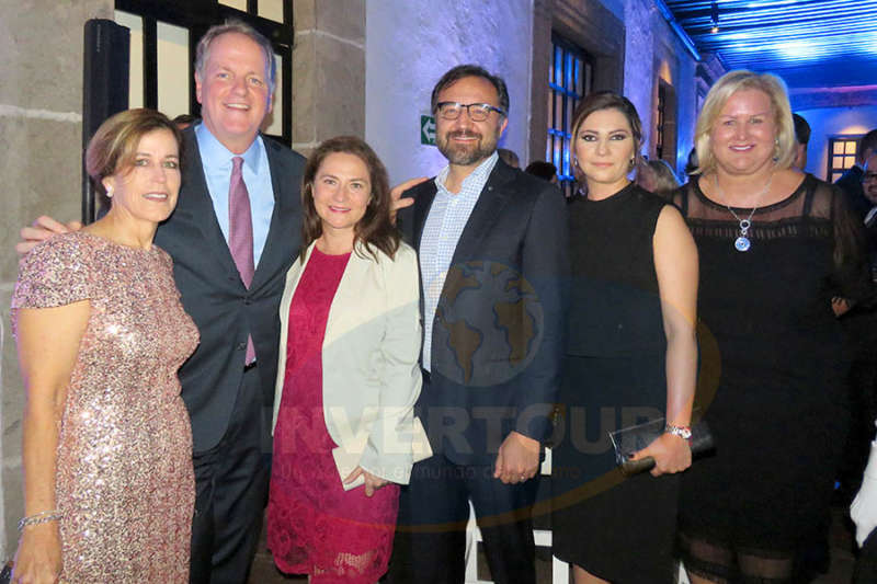 Alejandra Muñoz, Doug Parker, Diana Mancilla, Francisco Ceballos, Claudia Carranza y Alison Taylor