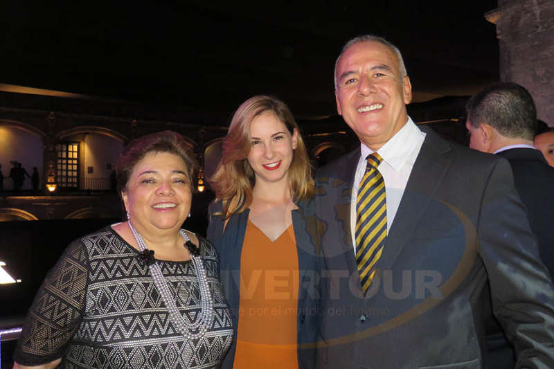 Maru Bravo, María Pérez y Humberto Romero