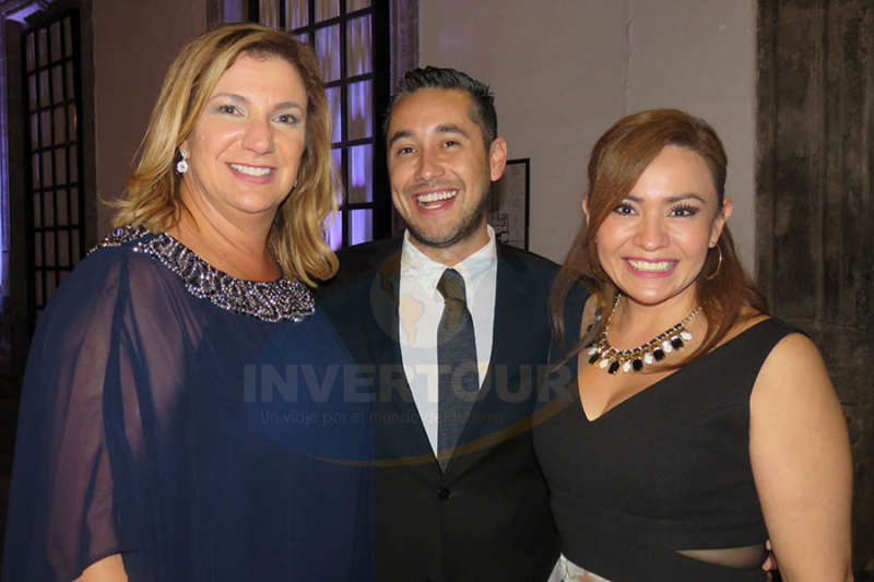 Christine Valls, Rubén Mora y Betzabé Rivera