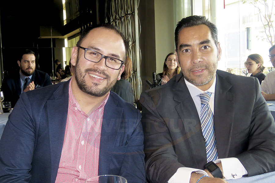 Jesús Martínez Jr. con Rafael Aponte
