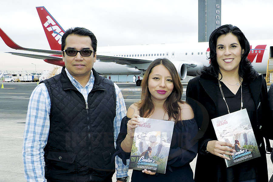 Germán Islas, Irene Cobos y Adai Salinas