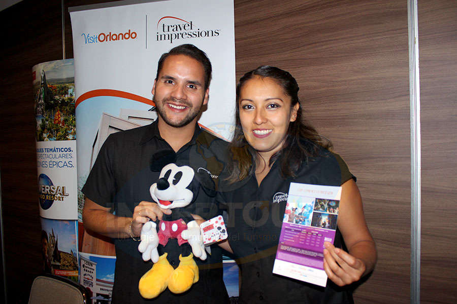 Sergio Sandoval con Flor Guerrero
