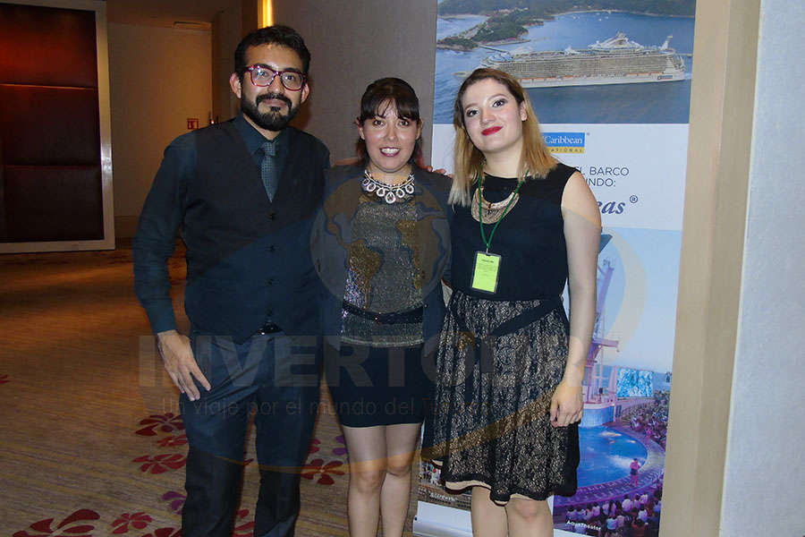 Rivai Chávez, Diana Serrano y Karina Balderas Rivai Chávez, Diana Serrano y Karina Balderas