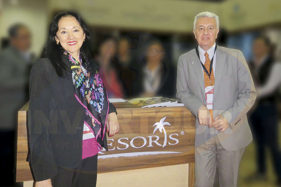 Yarla Covarrubias y Carlos Collado Yarla Covarrubias y Carlos Collado