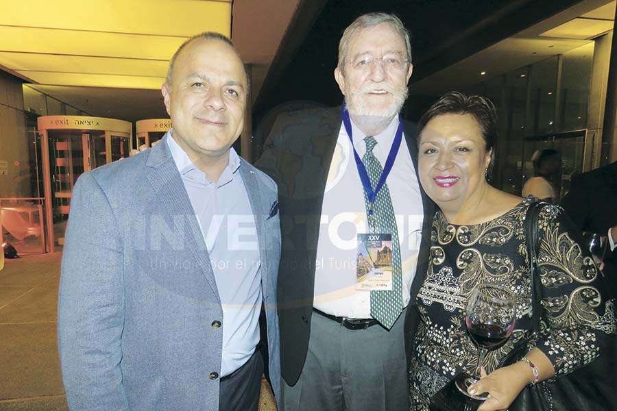 Bejamín Izquierdo, Jorge Sales y Lourdes Muciño