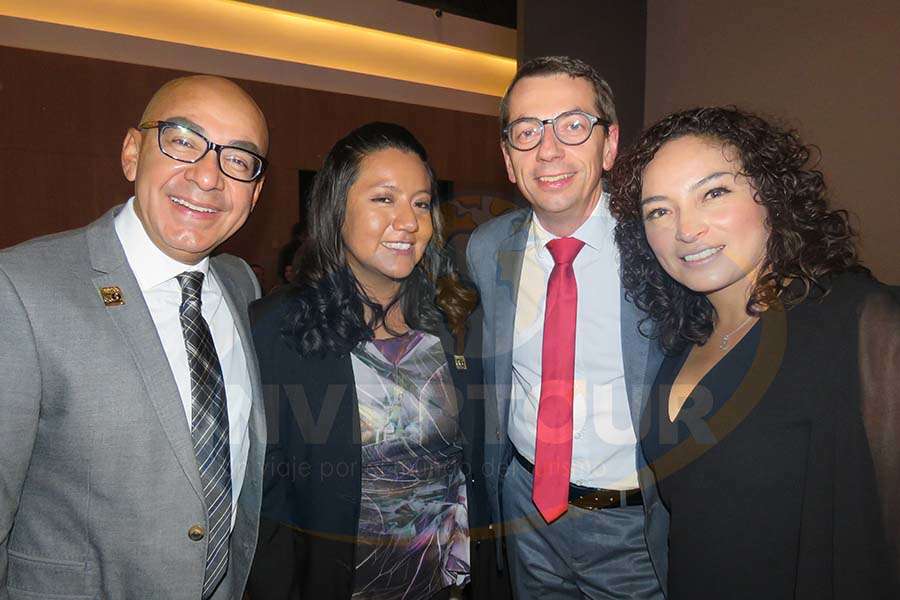 Erwin Romero, Patty Torres, Petr Lutter y Erika Moreno