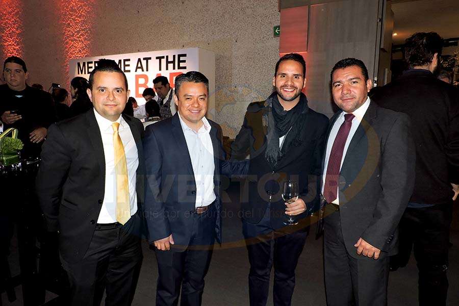 Mauricio Bustamante, Javier Linares, Sergio Sandoval y Alejandro Pérez