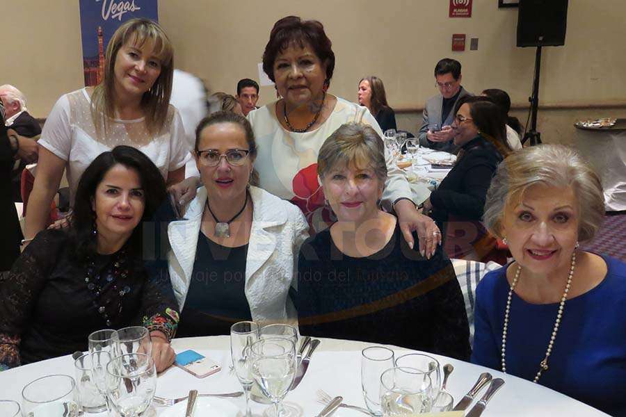 Sara Gomezortigoza, Susy Orizaga, Luz María Larrondo, Maite Mijares, Bárbara Jackson y María Luisa Luengas