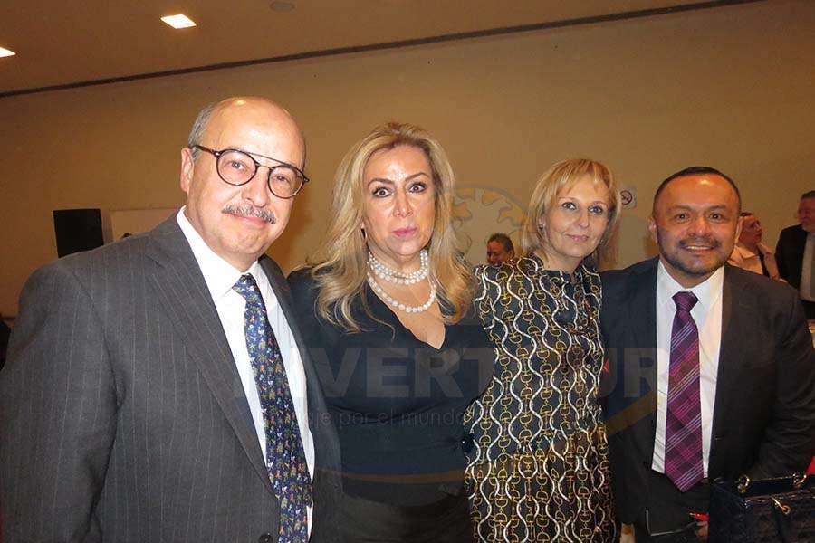 José Manuel Díaz de Rivera, Magdalena Saldivar, Begoña Fernández y Miguel Galicia