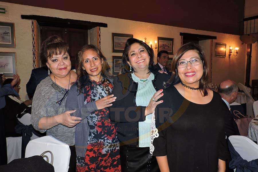 Rosy Delgado, Karelia Paralizabal, Blanca Olivera y Susana Moreno