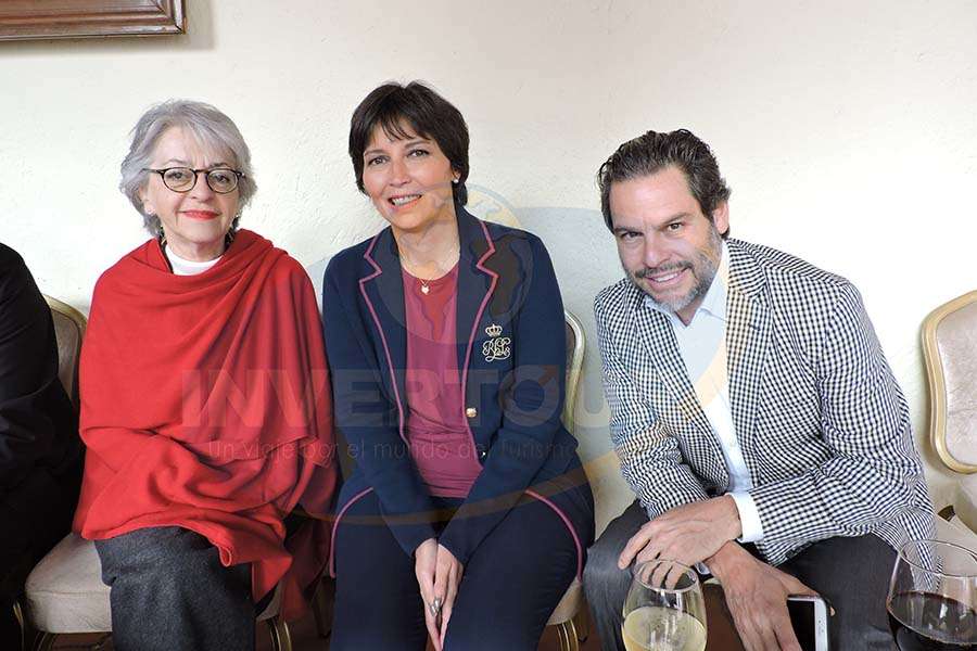 Ana Soro, Bárbara Karim y Alex Mendiola