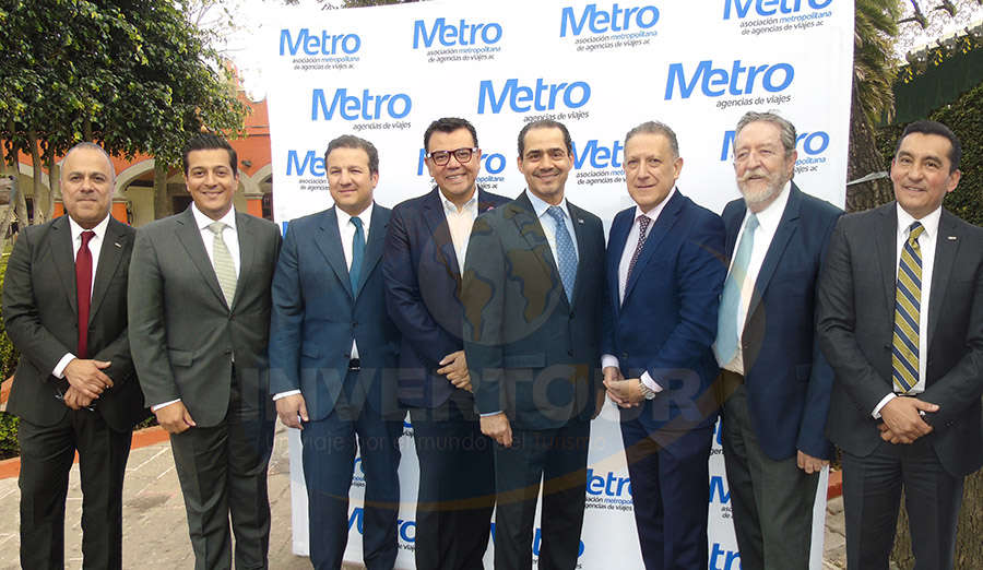 Benjamín Izquierdo (presidente electo), Giancarlo Mulinelli, Roberto Trauwitz, Mauricio González, Benjamín Díaz, Alex Pace, Jorge Sales y Edgar Solís (presidente saliente)