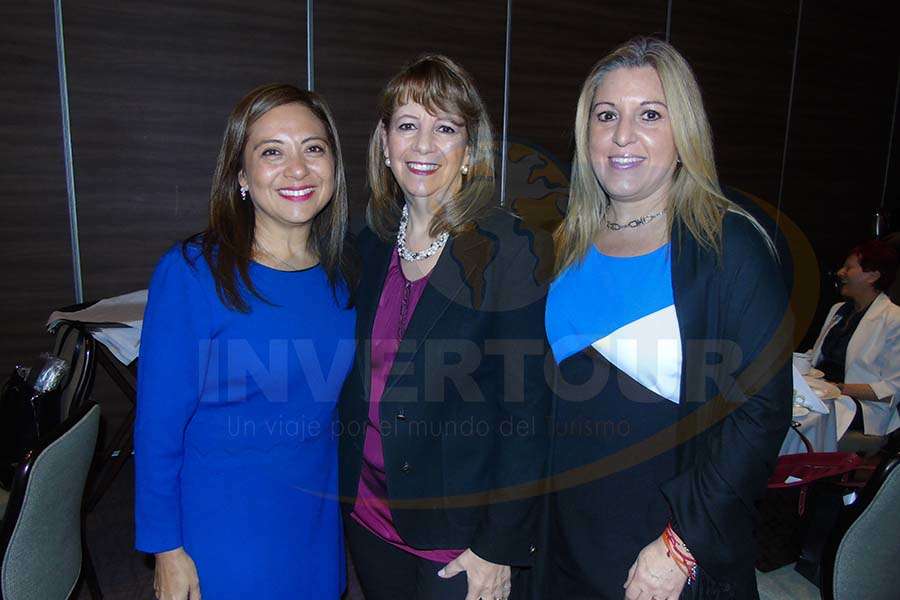 Claudia González, Graciela Abud y Esther Pujol