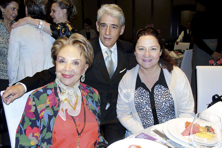Alicia Valle, Gabriel Gallardo y Diana Mancilla