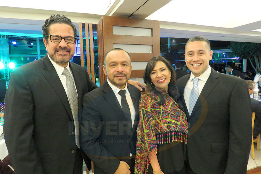 Marco Antonio Tena, Miguel Galicia, Ruth Leal y Rubén Mora