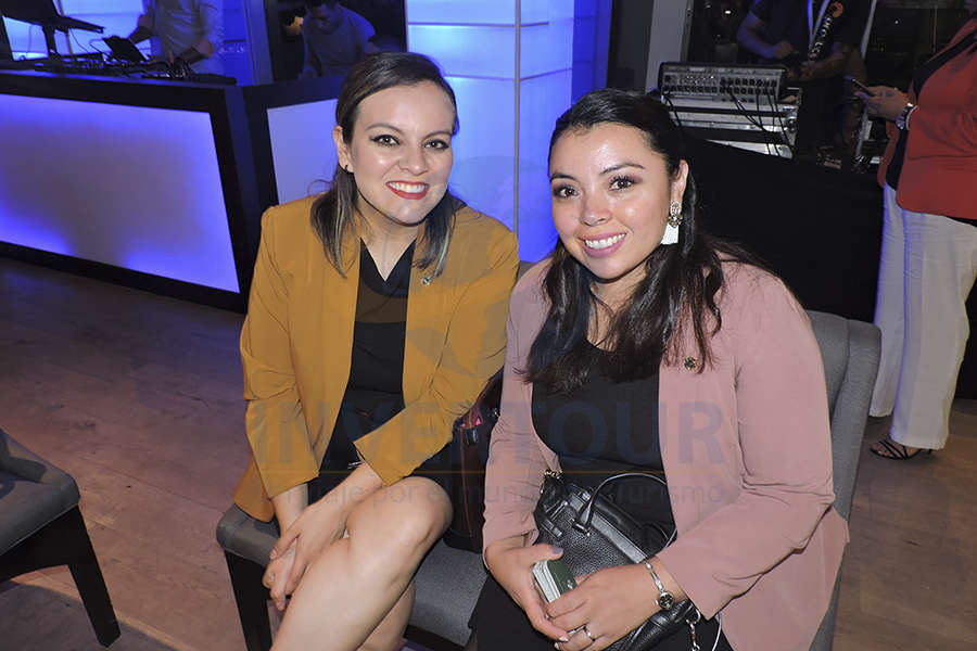 Verónica Zamudio y Yissel Zenil 