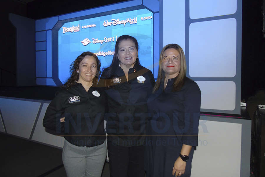 Idalis Mercado, Norma Pérez y Carolina Moreno