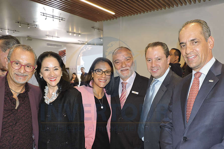 Jaime Rogel, Yarla Covarrubias, Ana Laura Serrano, Arnaldo Pinazzi, Julián Arroyo y Octavio Medina