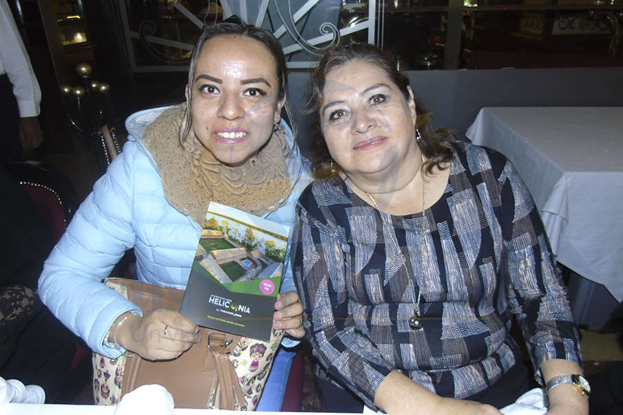 Diana Martell y Edna Sigler