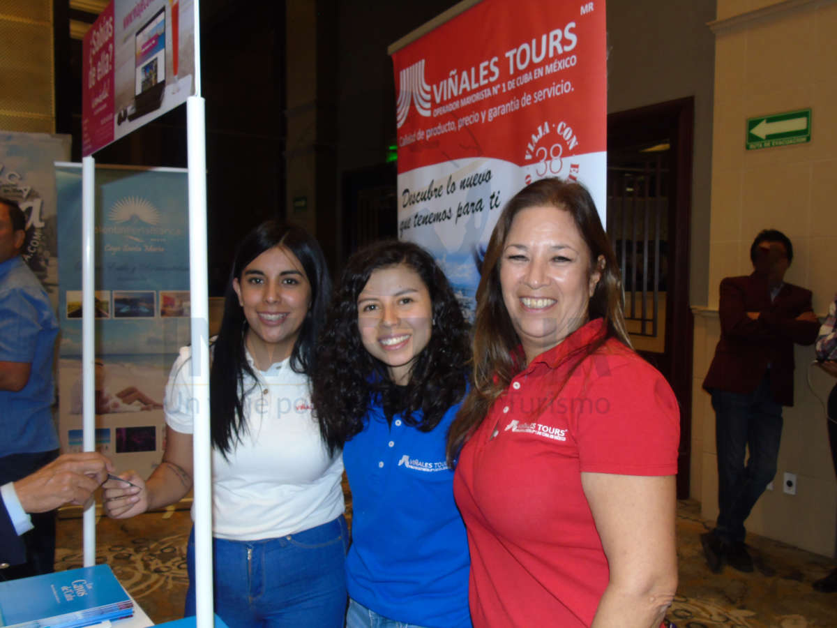 Lizbeth Díaz, Laura Ramírez y Maru Jaso