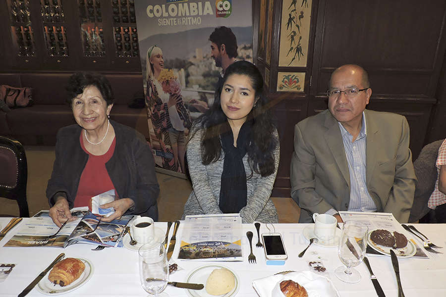 Yolanda de Martín, Jessica García y Joel García 