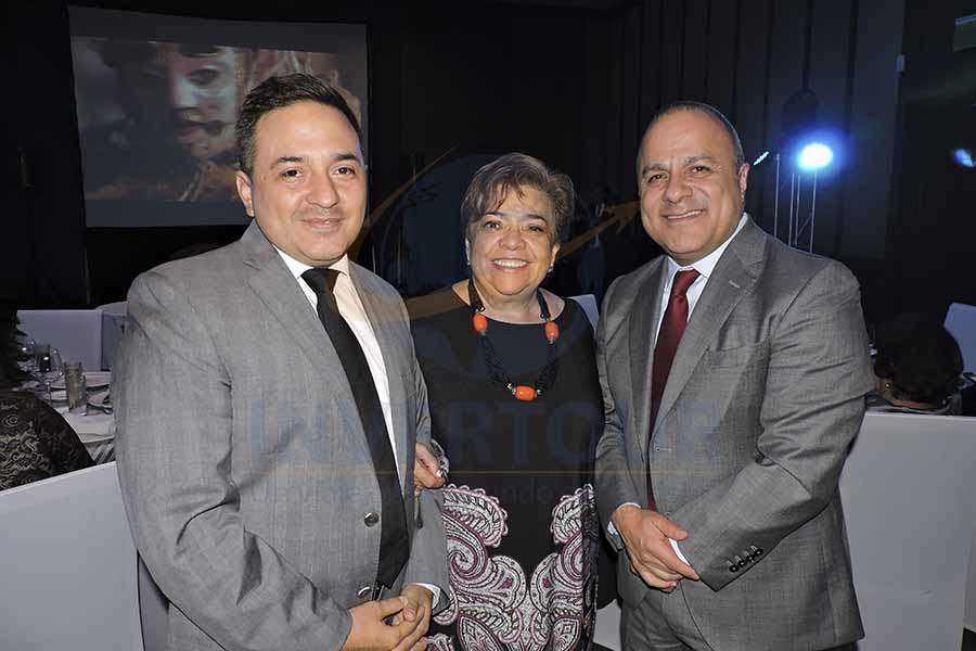 Oscar Girón, Maru Bravo y Benjamín Izquierdo