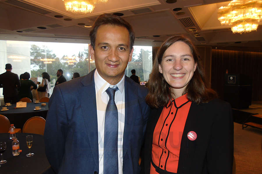 Camilo Abril y Mélanie Belin