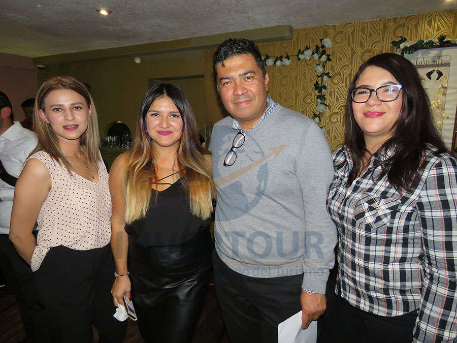 Johana Pinales, Paty Mejías, José Manuel Martínez y Paola Téllez