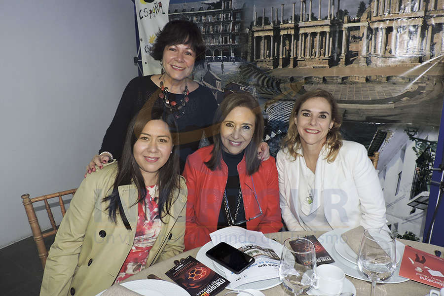 Brenda Alonso, Arlina Zurita, Carmen Torreblanca y Karin Baldamus 