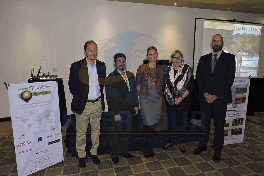 Salvador Fernández, Alfonso Barquín, Sara Borrás, Anthea Joubert y Jordi Casinos