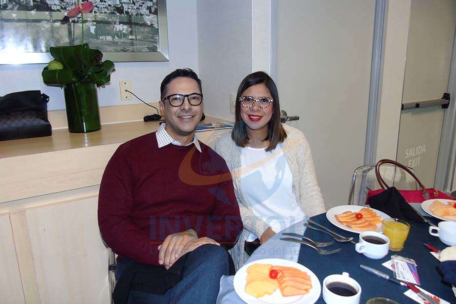 Gustavo Alpizar y Daya Cruz