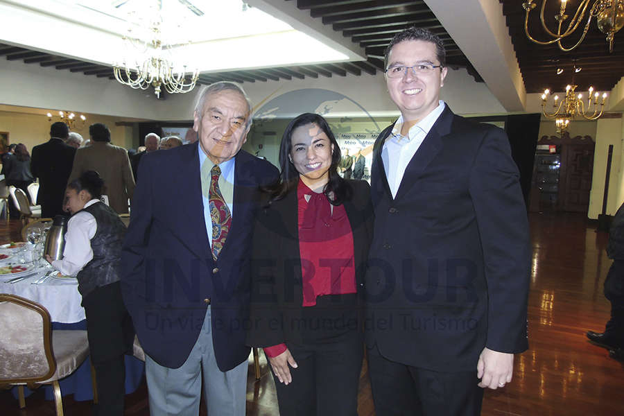 Alfredo Torres, Sandra Luna y Gerardo Sosa