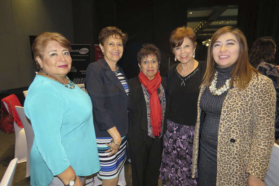 Mary Ledezma, Elena Mac, Beatríz Fragoso, Silvia Gómez y Brisa Amaya