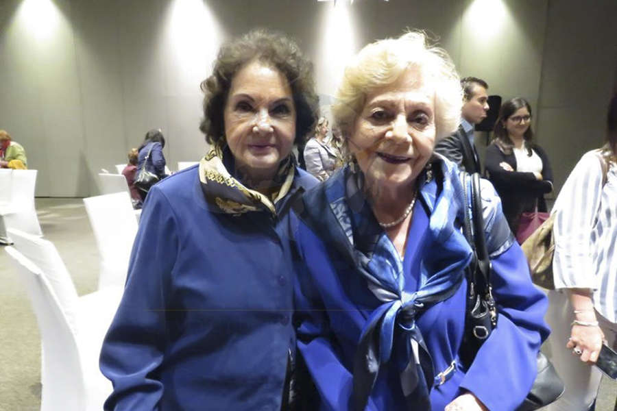 Amalia Cobain y Linda Ferrer