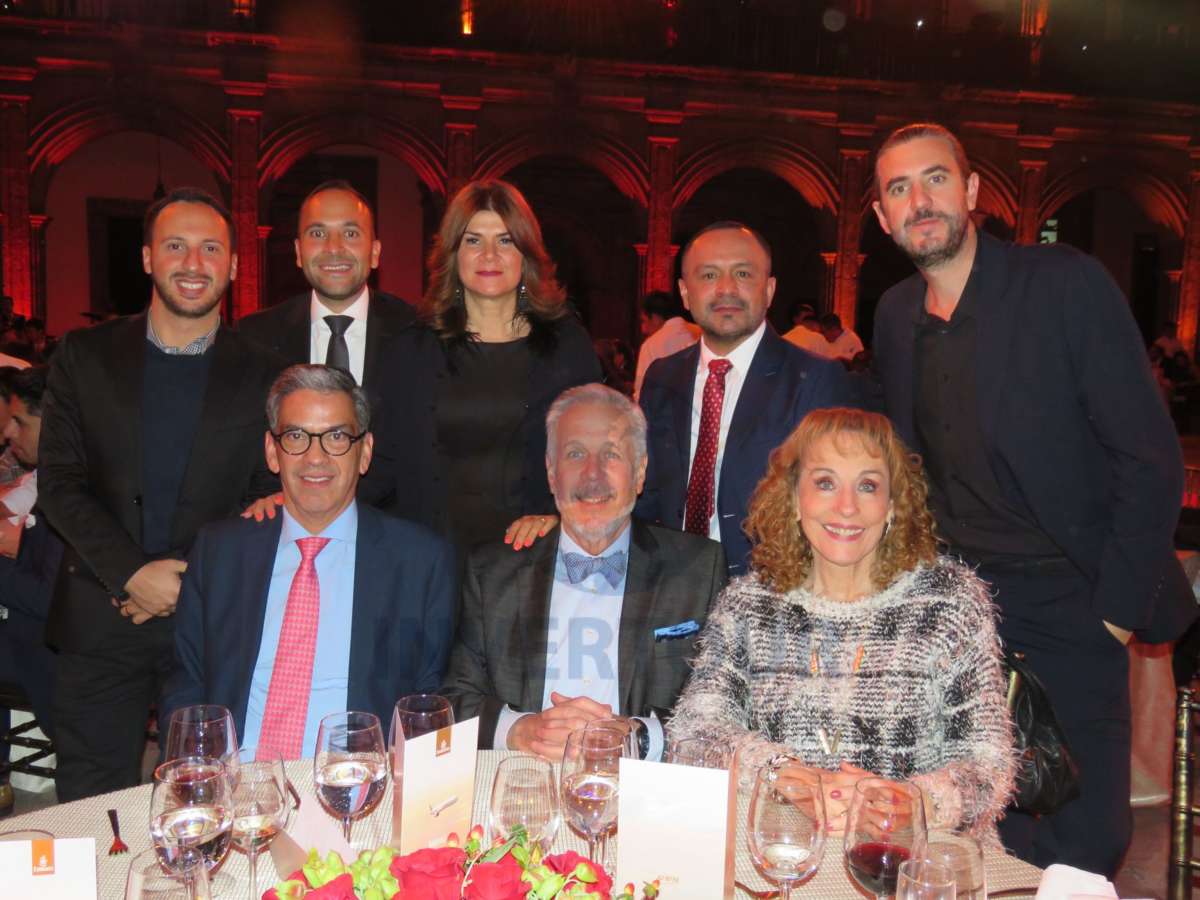 Matías Adamo, Manuel Viñas, Fernando Cabrera, Verónica Lara, Miguel Galicia, Maru Denigris y Jordi Llorens