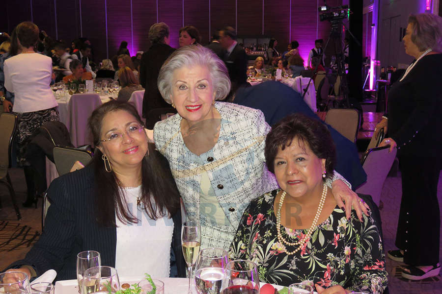 Rita Torres, María Luisa Luengas y Luz María Larrondo