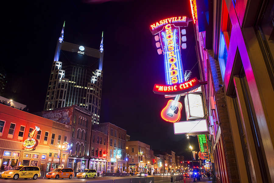 Air Canada today announced a new seasonal summer route between Nashville and Montreal, the only non-stop connection between these two cities, beginning in June. (CNW Group/Air Canada)