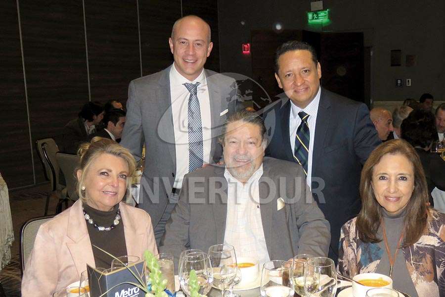 Sonia Maiz, Federico Monterrubio, Salvador Maiz, Adolfo Jiménez y Carmen Torreblanca 