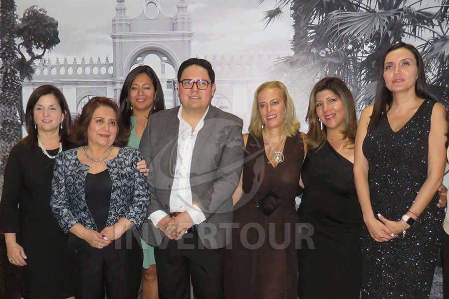 Maritza Montero, Lupita Gómez, Inés Orihuela, José Manuel Reyna, María José Gueudet, Angie Clavijo y Diana Olivares