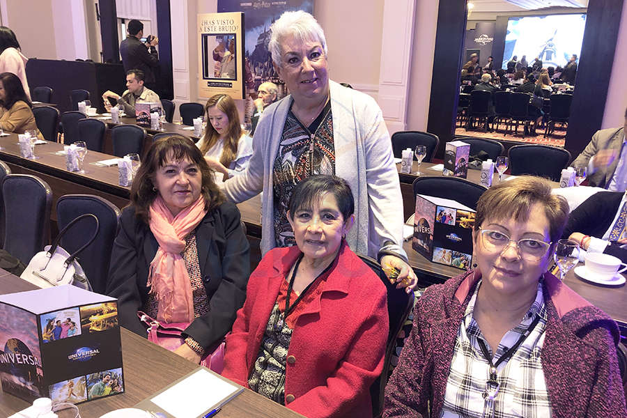 Guadalupe Vargas, Socorro de Acosta, Dina Jiménez y Yolanda González