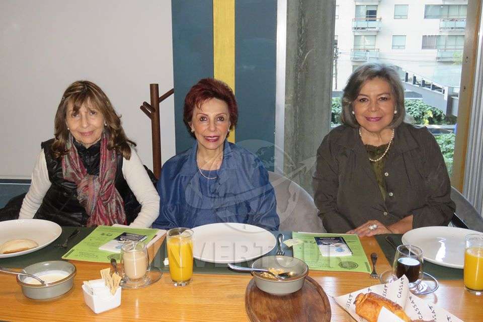 Esmeralda Mathieu, Consuelo Mathieu y Guadalupe Camacho