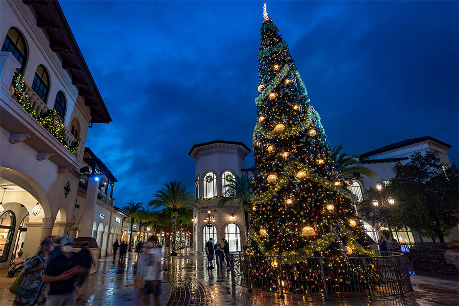 Holiday Decor at Disney Springs