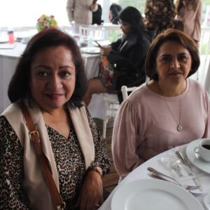 Mary Enríquez y Erika Hinojosa