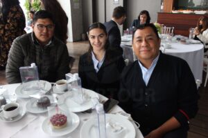 Luis Javier Velázquez, Estefania Valencia y Victor Manuel Alvarado