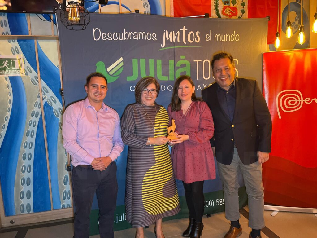 Renzo Benavente, Yolanda Núñez, Paola Vilchis y Max Rodríguez