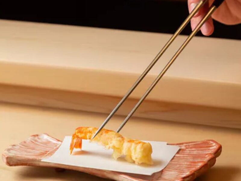 Tokio, Osaka y Kioto destacan por sus restaurantes galardonados con estrellas Michelin.